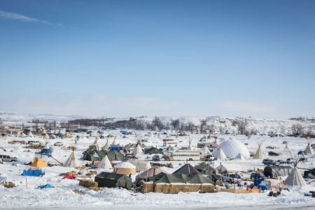 Standing Rock Protest der Sioux und Unterstützer für sauberes Wasser und gegen die Dakota Acces Pipeline, in Standing Rock Reservation, North Dakota, USA